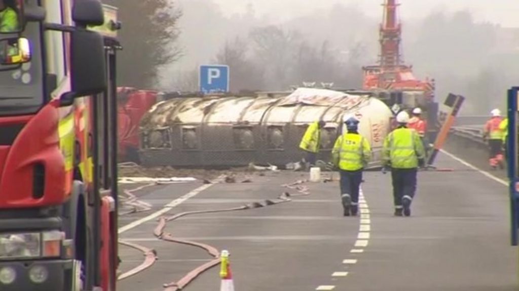 A14 Crash Today: Lanes Closed Following Multi-Vehicle Collision Near Cambridge