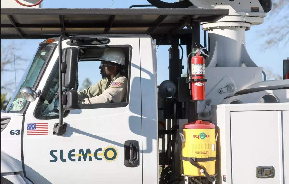 Slemco power outage in Lafayette Louisiana: Crews work to restore electricity for area residents